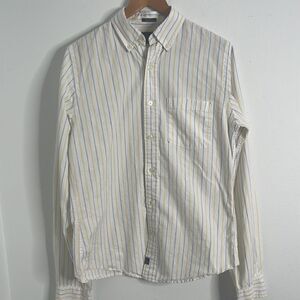 Abercrombie & Fitch cotton long sleeve button down muscle shirt.  Size Medium.